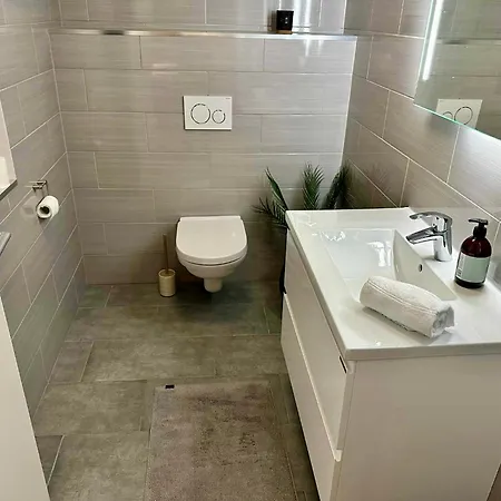 Nordic Comfort With Hot Tub